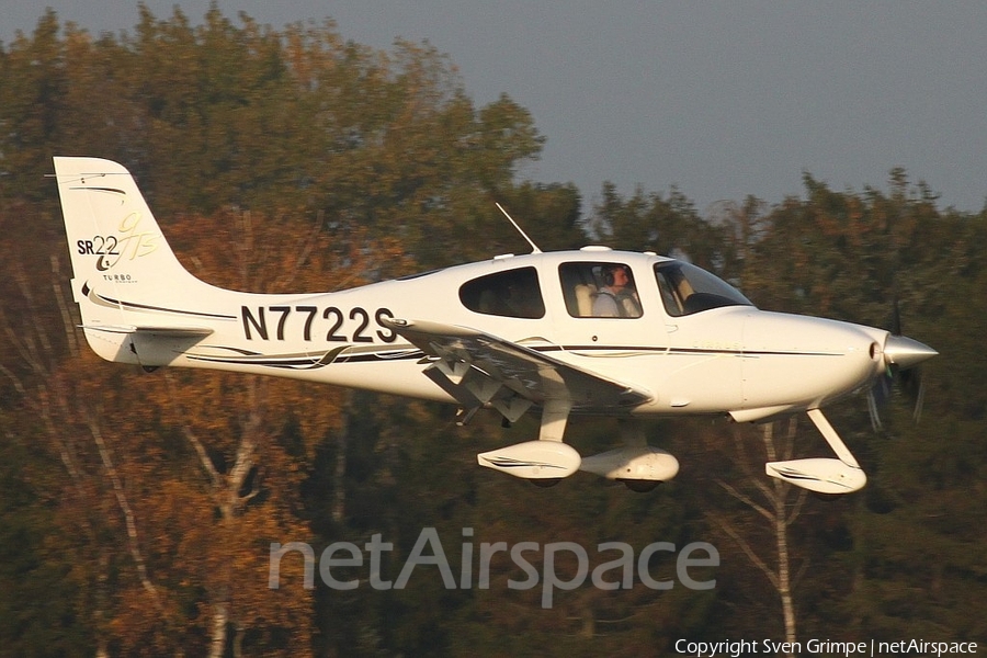 (Private) Cirrus SR22 GTS (N7722S) | Photo 90216