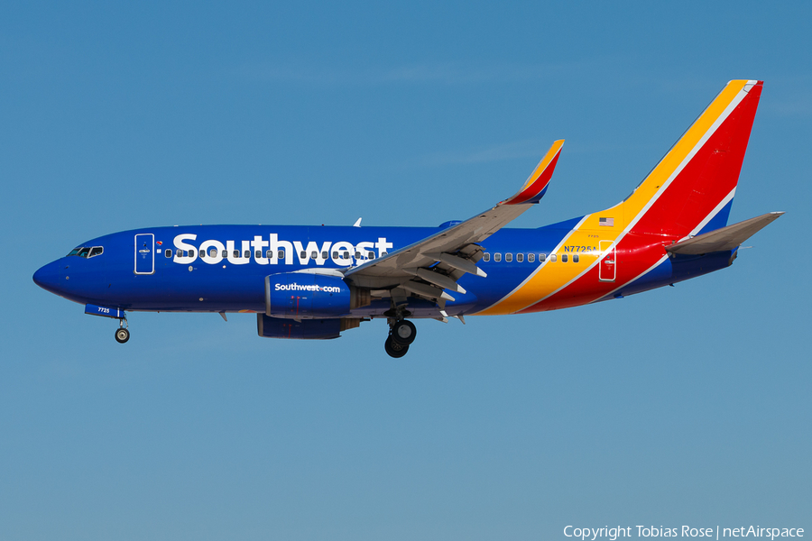 Southwest Airlines Boeing 737-76N (N7725A) | Photo 295437