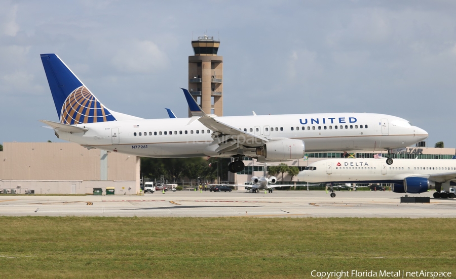 United Airlines Boeing 737-824 (N77261) | Photo 406820