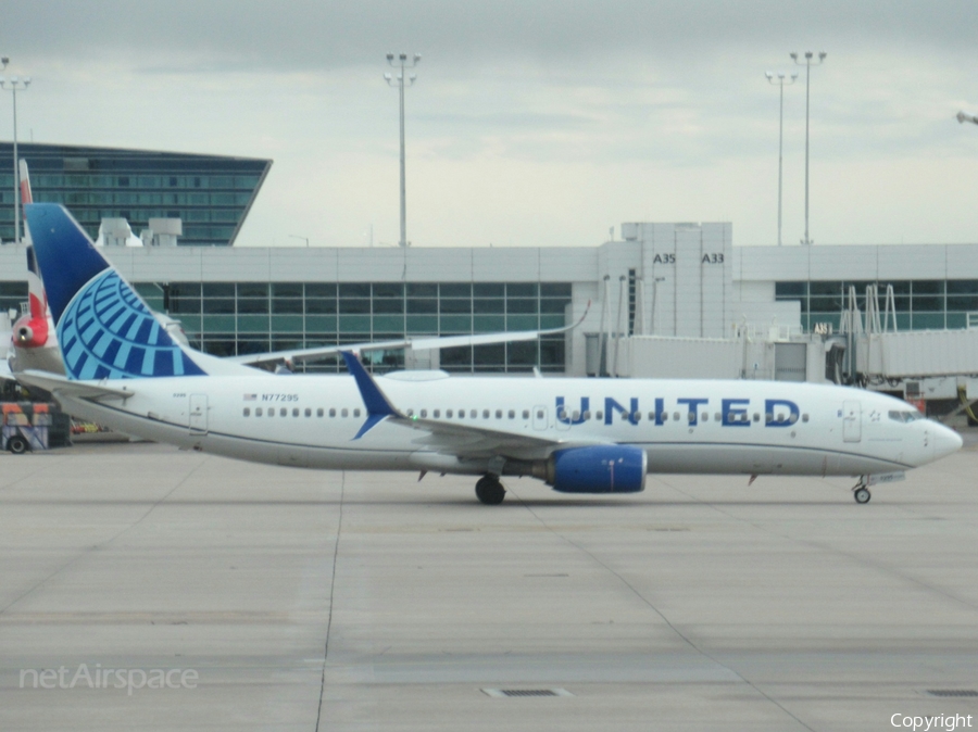 United Airlines Boeing 737-824 (N77295) | Photo 623121