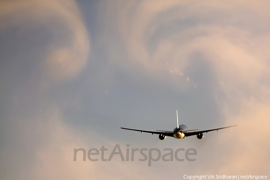 American Airlines Boeing 777-223(ER) (N772AN) | Photo 25588