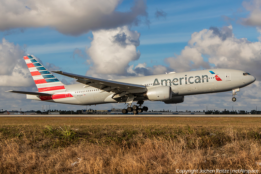 American Airlines Boeing 777-223(ER) (N772AN) | Photo 222867