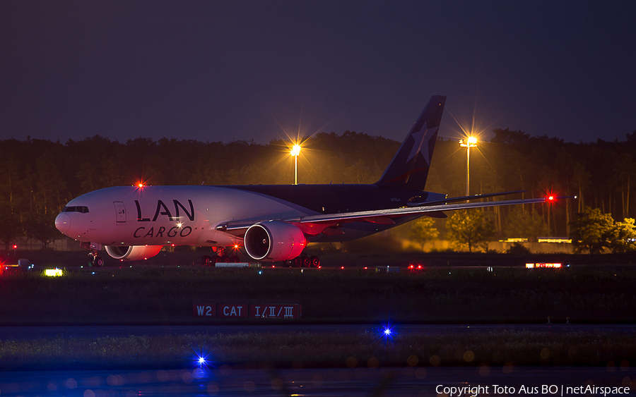 LAN Cargo Boeing 777-F6N (N772LA) | Photo 113843