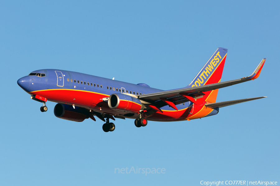 Southwest Airlines Boeing 737-7H4 (N772SW) | Photo 34774