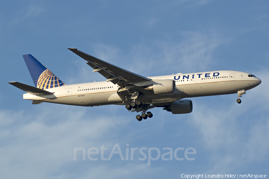 United Airlines Boeing 777-222 (N772UA) | Photo 280458