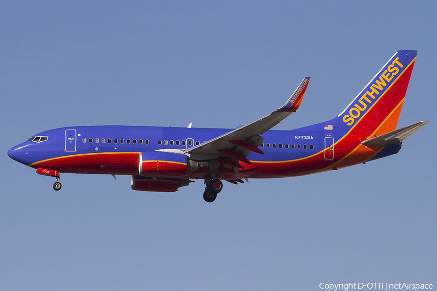 Southwest Airlines Boeing 737-7BD (N7732A) | Photo 457902