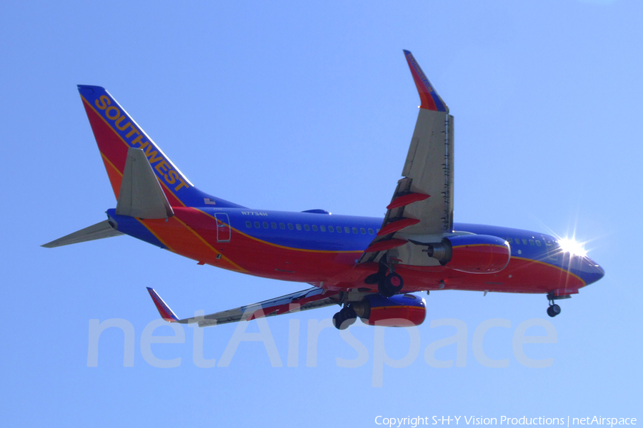 Southwest Airlines Boeing 737-7BD (N7734H) | Photo 12345