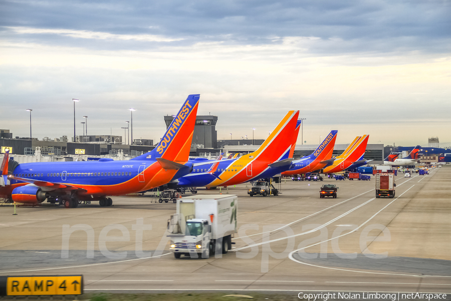 Southwest Airlines Boeing 737-7BD (N7737E) | Photo 426772