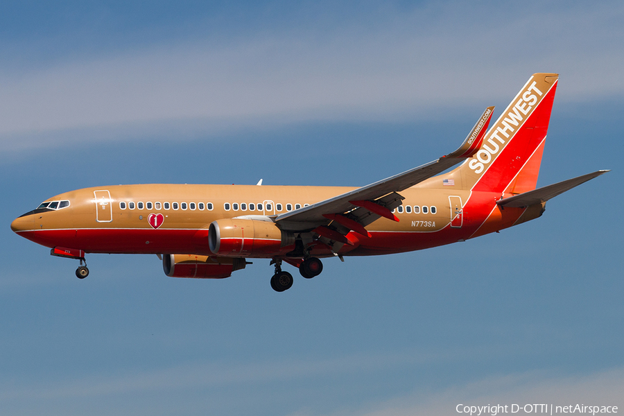 Southwest Airlines Boeing 737-7H4 (N773SA) | Photo 187069