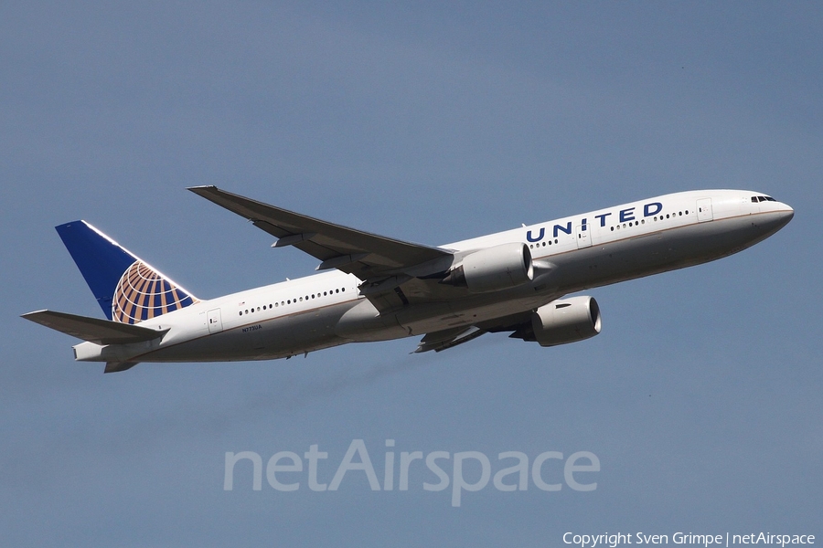 United Airlines Boeing 777-222 (N773UA) | Photo 28637