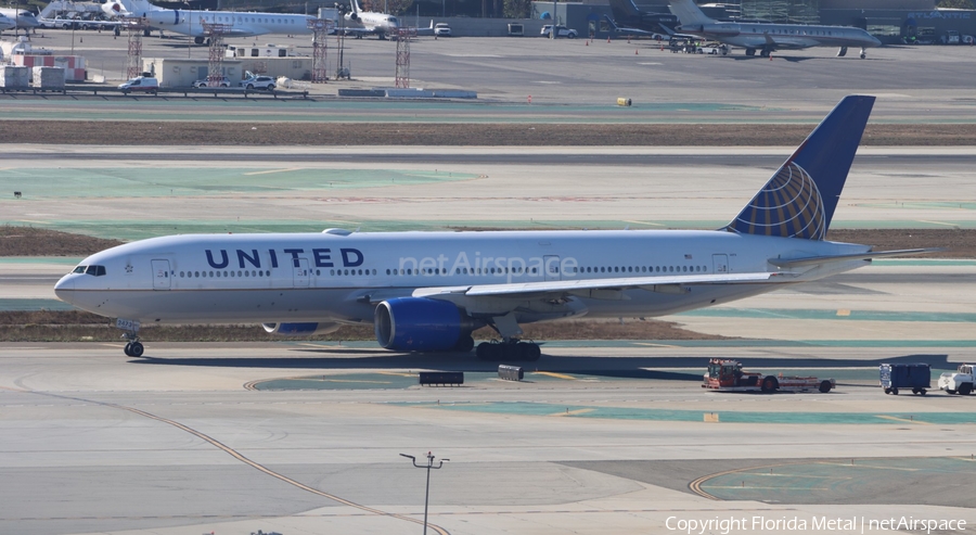 United Airlines Boeing 777-222 (N773UA) | Photo 670591