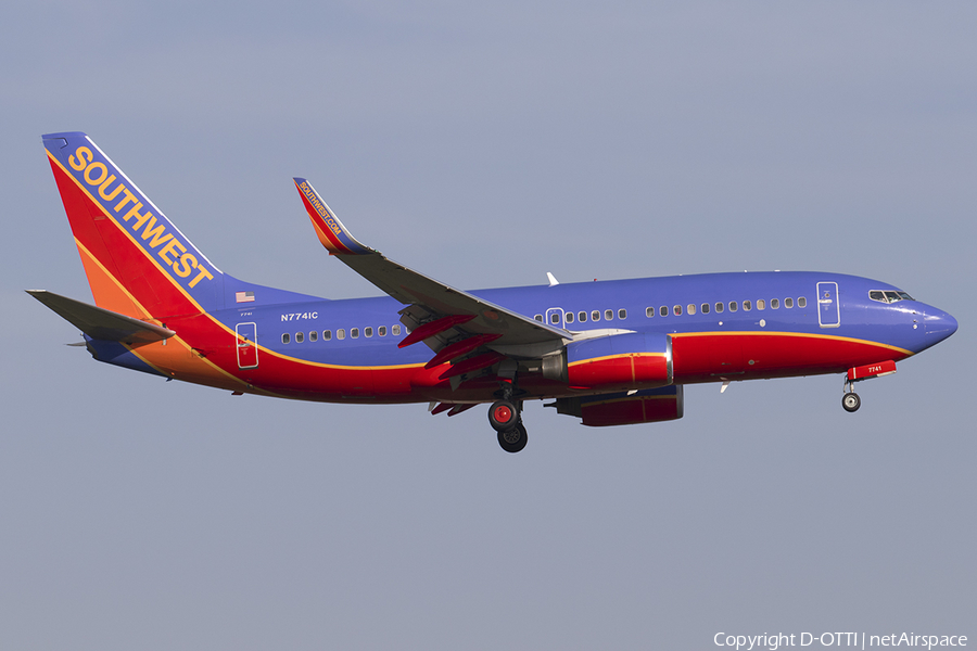 Southwest Airlines Boeing 737-7BD (N7741C) | Photo 537478