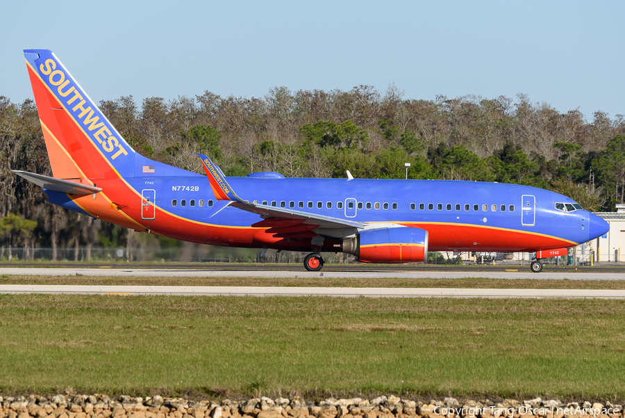 Southwest Airlines Boeing 737-7BD (N7742B) | Photo 449357