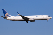 United Airlines Boeing 737-924(ER) (N77430) at  Newark - Liberty International, United States