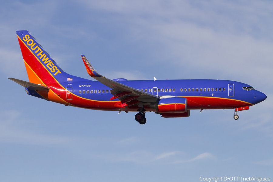Southwest Airlines Boeing 737-7BD (N7743B) | Photo 466358