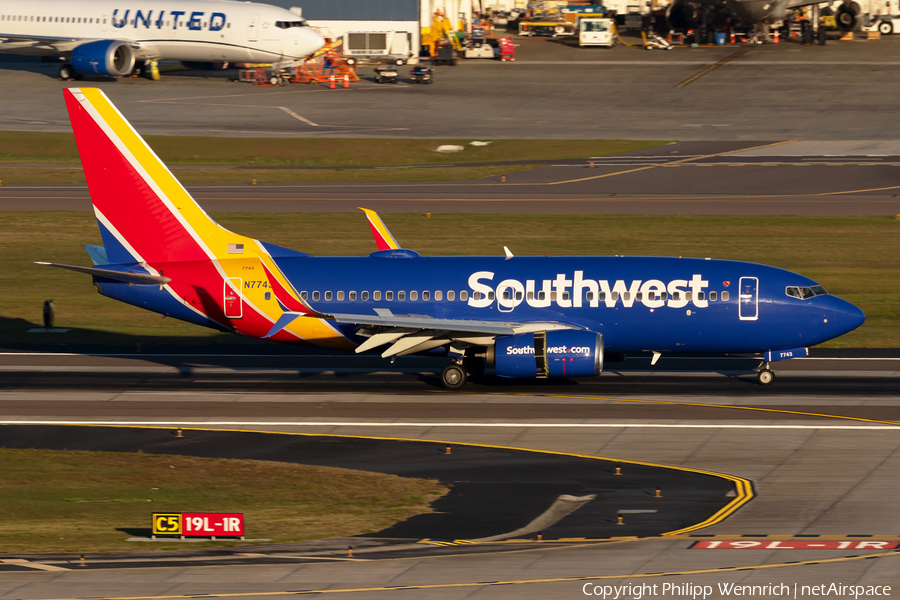 Southwest Airlines Boeing 737-7BD (N7743B) | Photo 560846