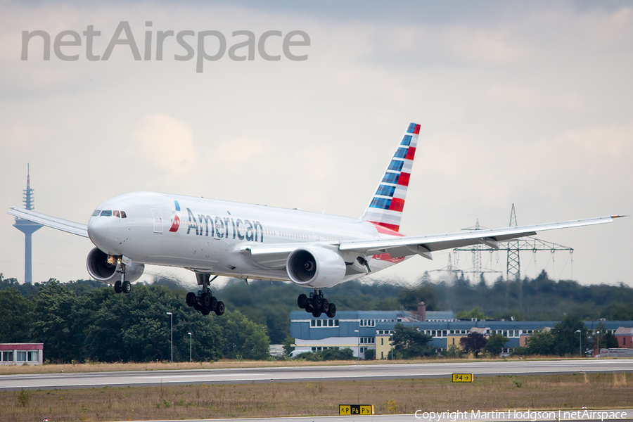 American Airlines Boeing 777-223(ER) (N774AN) | Photo 54560