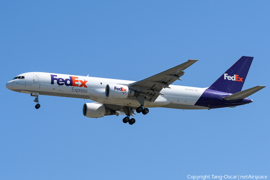 FedEx Boeing 757-222(SF) (N774FD) | Photo 524009