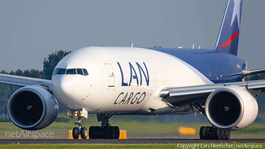 LAN Cargo Boeing 777-F6N (N774LA) | Photo 431570