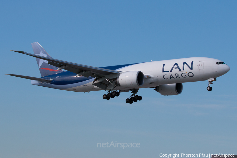 LAN Cargo Boeing 777-F6N (N774LA) | Photo 135173