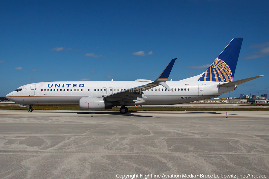 United Airlines Boeing 737-824 (N77530) | Photo 168007