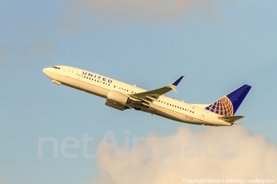 United Airlines Boeing 737-824 (N77535) | Photo 426870