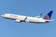 United Airlines Boeing 737-824 (N77536) at  Newark - Liberty International, United States