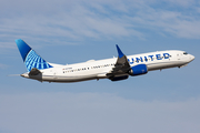 United Airlines Boeing 737-9 MAX (N77558) at  Phoenix - Sky Harbor, United States