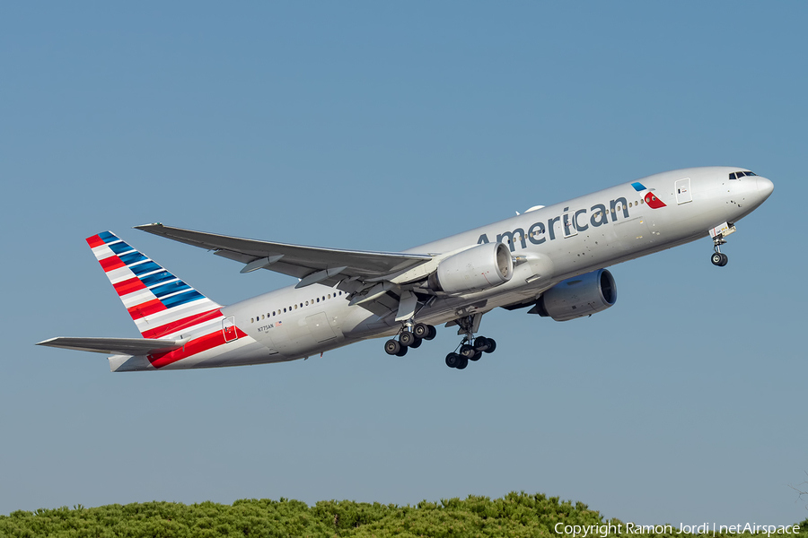 American Airlines Boeing 777-223(ER) (N775AN) | Photo 306744