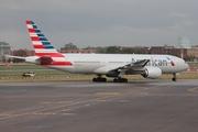 American Airlines Boeing 777-223(ER) (N775AN) at  London - Heathrow, United Kingdom