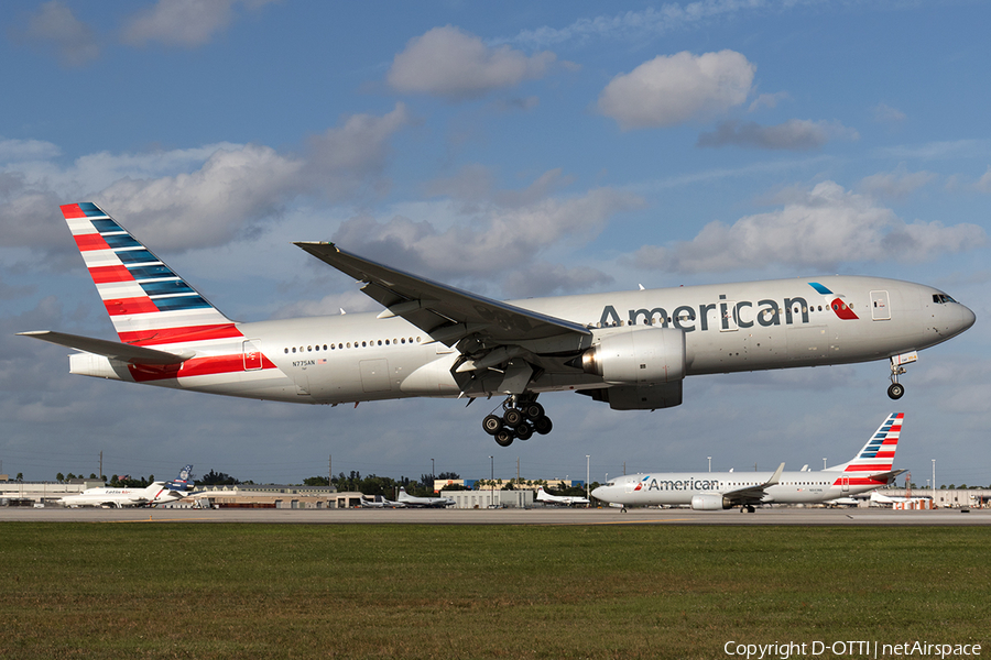 American Airlines Boeing 777-223(ER) (N775AN) | Photo 138768