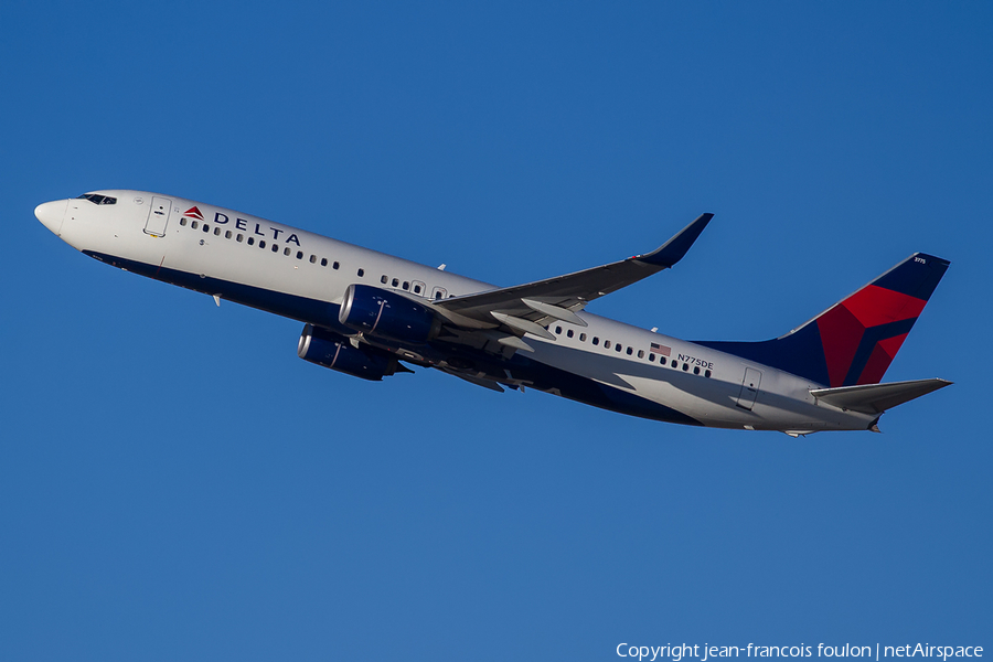 Delta Air Lines Boeing 737-8EH (N775DE) | Photo 224686