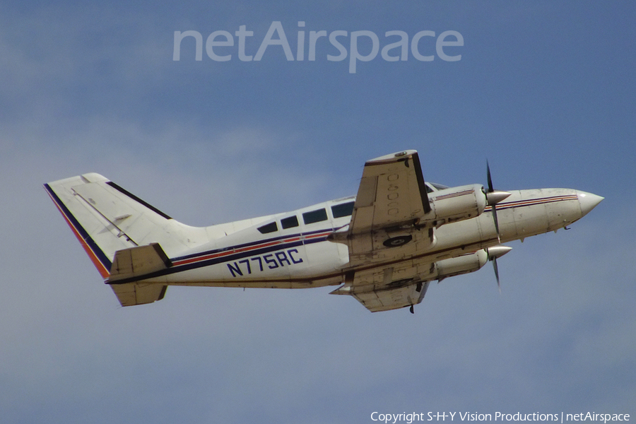 (Private) Cessna 402C (N775RC) | Photo 24123