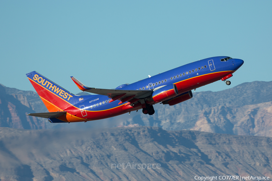 Southwest Airlines Boeing 737-7H4 (N775SW) | Photo 208848