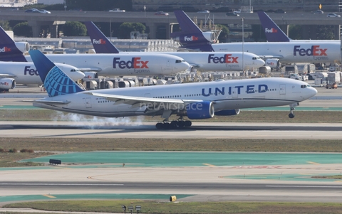 United Airlines Boeing 777-222 (N775UA) at  Los Angeles - International, United States