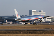 American Airlines Boeing 777-223(ER) (N776AN) at  Dallas/Ft. Worth - International, United States