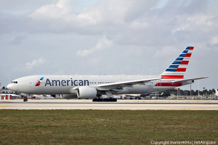 American Airlines Boeing 777-223(ER) (N776AN) | Photo 24641