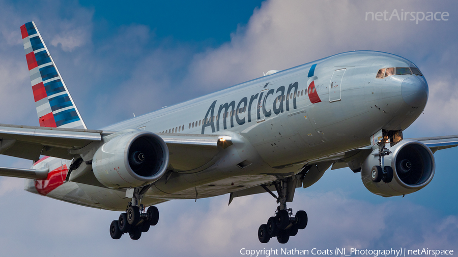American Airlines Boeing 777-223(ER) (N776AN) | Photo 295226