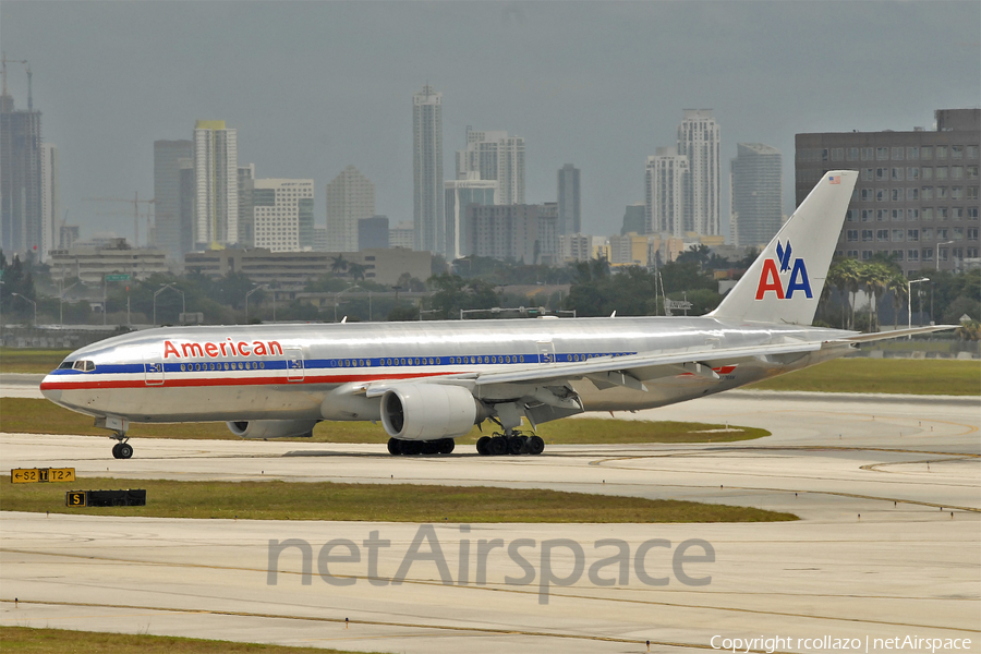 American Airlines Boeing 777-223(ER) (N776AN) | Photo 8816