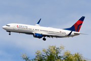 Delta Air Lines Boeing 737-8EH (N776DE) at  New York - LaGuardia, United States