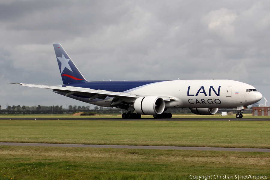 LAN Cargo Boeing 777-F16 (N776LA) | Photo 119774