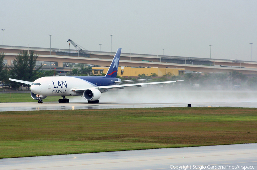 LAN Cargo Boeing 777-F16 (N776LA) | Photo 77455