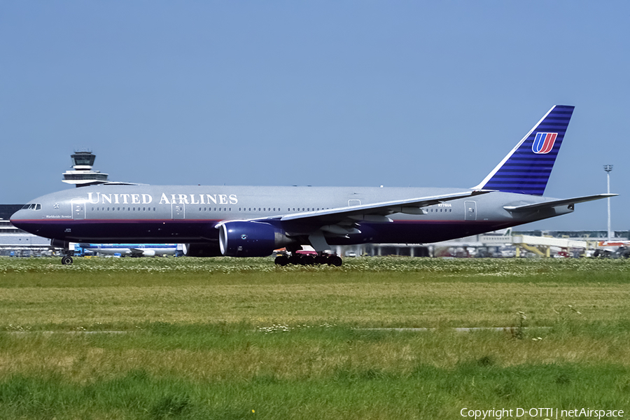 United Airlines Boeing 777-222 (N776UA) | Photo 416104