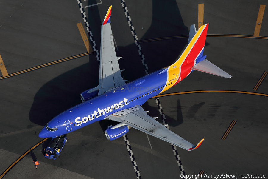 Southwest Airlines Boeing 737-7H4 (N776WN) | Photo 204794