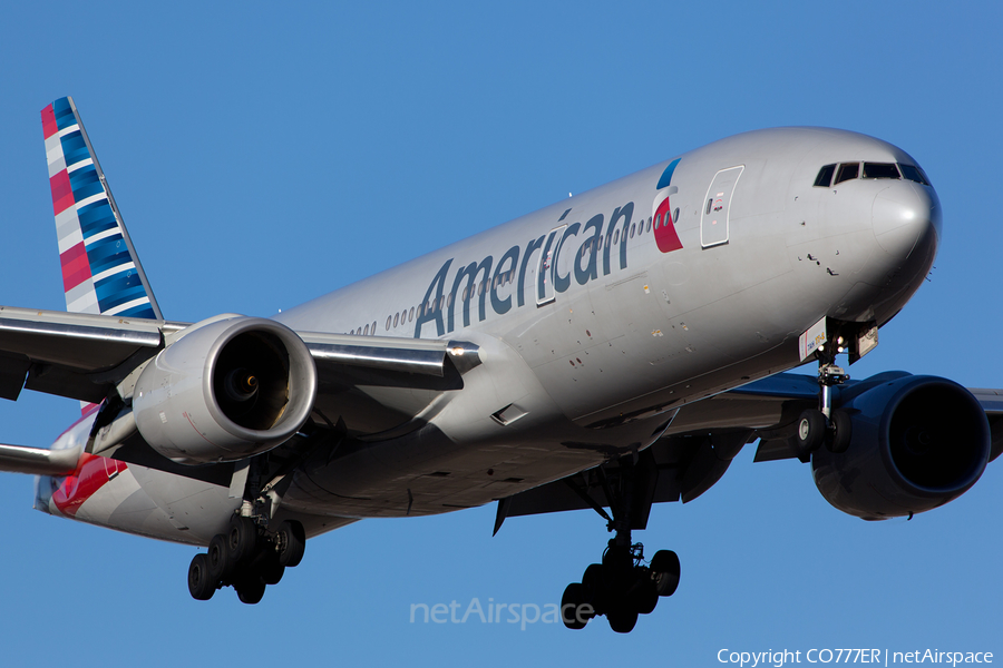 American Airlines Boeing 777-223(ER) (N777AN) | Photo 75032