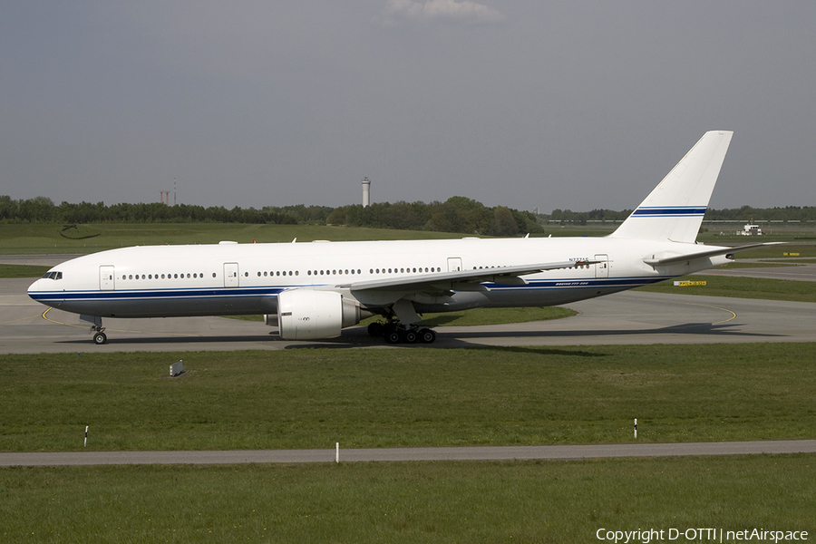 Mid East Jet Boeing 777-24Q(ER) (N777AS) | Photo 274347