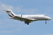 NetJets Bombardier BD-100-1A10 Challenger 350 (N777QS) at  Teterboro, United States