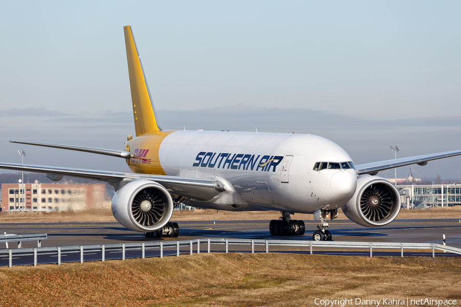 Southern Air Boeing 777-FZB (N777SA) | Photo 145140