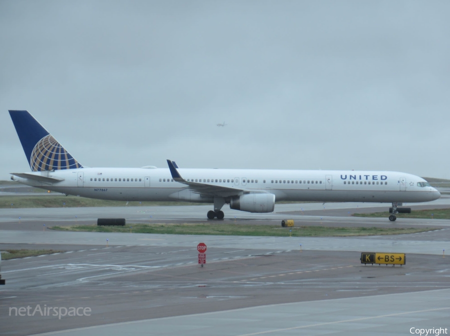 United Airlines Boeing 757-33N (N77867) | Photo 624764