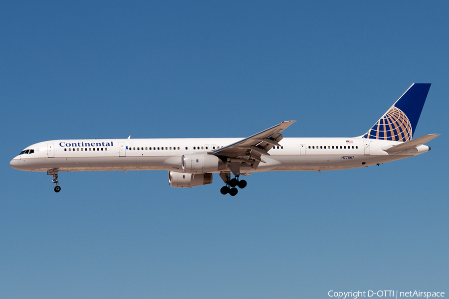 Continental Airlines Boeing 757-33N (N77867) | Photo 180527